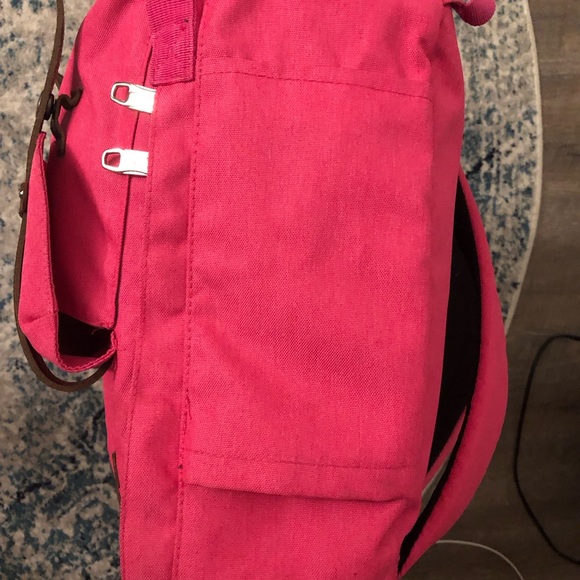 Back pack - Picture 4 of 6